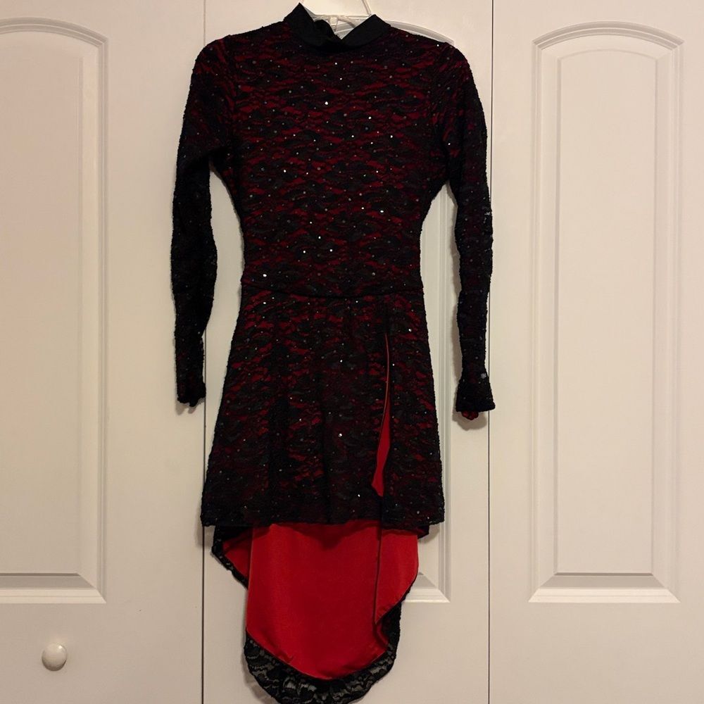 Adult Open Back Long Sleeve Black and Red Lace Dress Dance Costume Size Medium - Picture 2 of 5